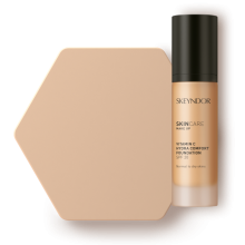 Maquillaje corrector Vitamin C Brightening Matte Foundation Skeyndor